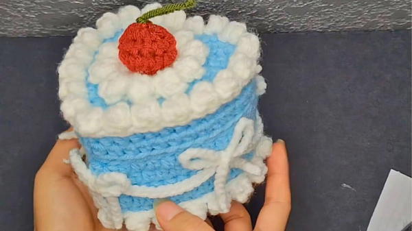 Crochet Cake Heart Box Pattern