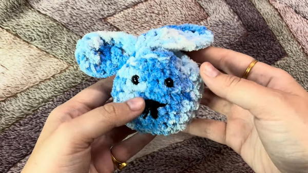 Crochet Cute Bunny Pouch Pattern