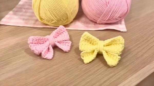 Crochet Cute Ribbon Bow Pattern