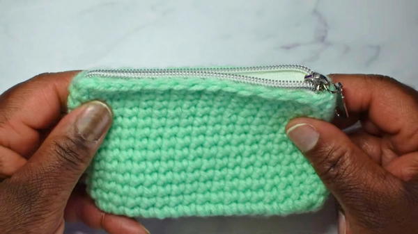 Crochet Pouch With Zipper Pattern