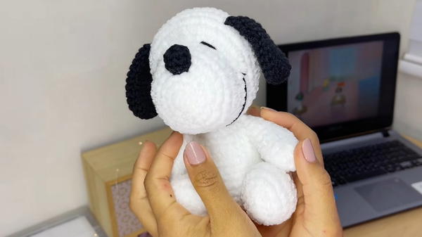 Crochet Snoopy Amigurumi Pattern