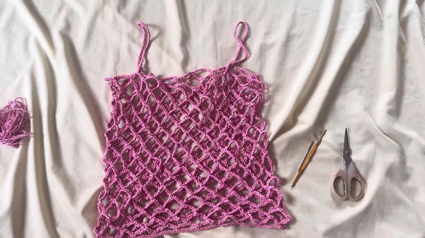 Stylish Crochet Mesh Top Pattern to Refresh Your Closet - Mint Design Blog