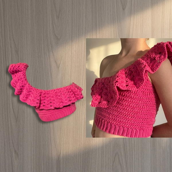 Crocheted girl's blouse with a flared 8