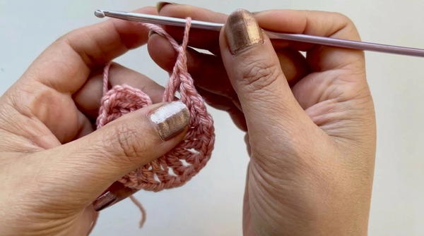 Crochet Pattern - Beautiful & Easy Granny Square 4