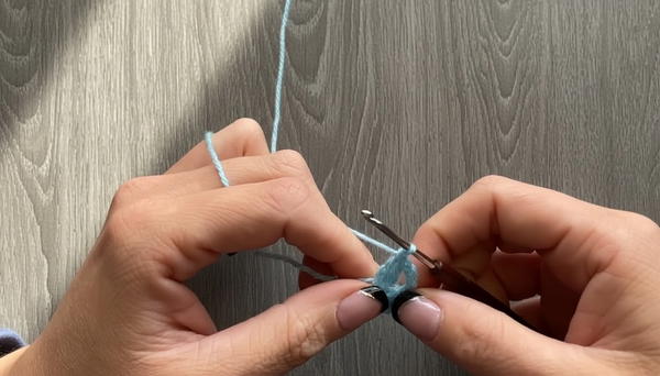 Crochet super easy puff stitch scarf 3