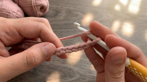 Easiest crochet mesh bag tutorial beginner friendly (crochet net bag) 3