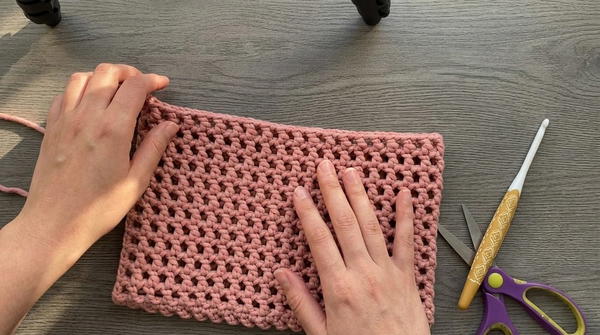 Easiest crochet mesh bag tutorial beginner friendly (crochet net bag) 5