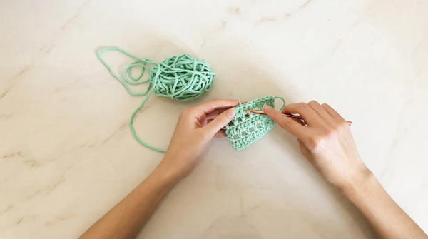 Easy-Crochet-Vest-Tutorial-No-Sewing-Detailed-Instructions-4