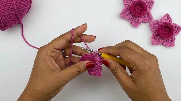 Easy Daffodil Crochet Flower Tutorial Beginner Friendly 4