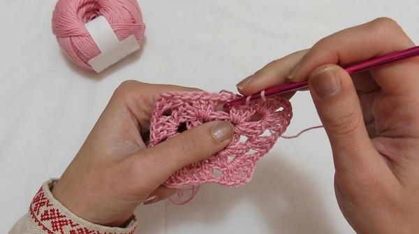Granny Spring Sweater - Size M 3