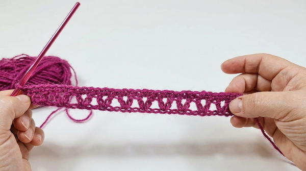How To Crochet INFINITY SCARF 4