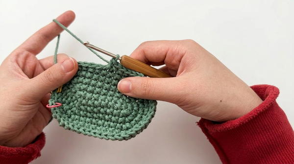 How to Crochet a Cute Dog Drawstring Bag Step-by-Step Tutorial 5