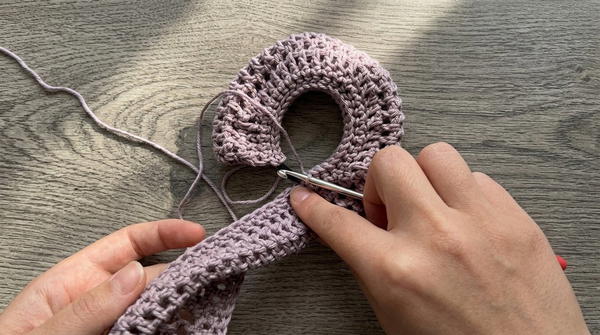 How to crochet scrunchie tutorial fast & easy crochet project 6