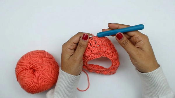 ROMANTIC crochet sweater 4