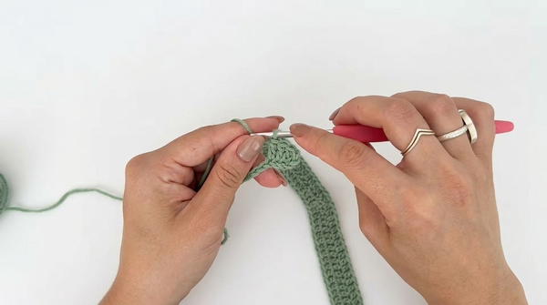 Simple Crochet Top Tutorial - Suitable for Beginners 5