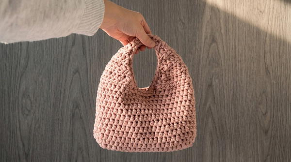 small crochet handbag tutorial in depth crochet bag tutorial step by step 2