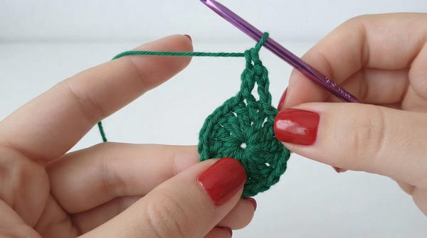 CROCHET CHRISTMAS TREE3