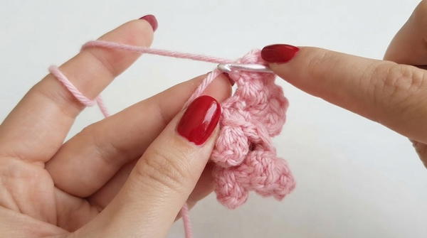 CROCHET FLOWER BOUQUET FOR DOLL 4