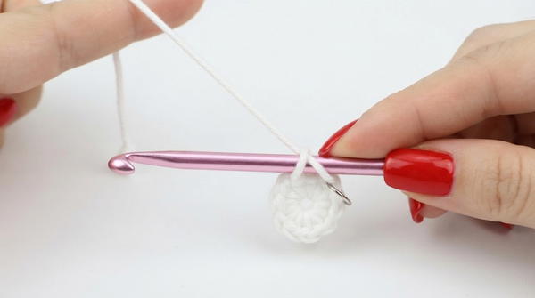 CROCHET FLOWER BOUQUET FOR DOLL 8