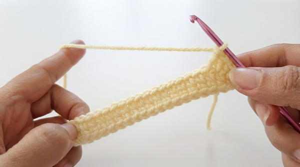CROCHET MOBILE PHONE CASE 4