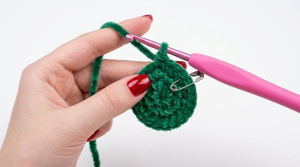 CROCHET WATERMELON COIN PURSE KEYCHAIN 4