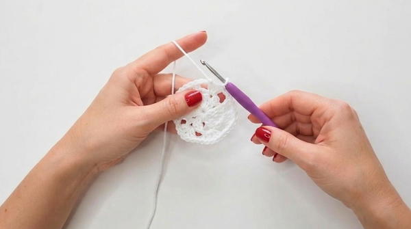 Crochet A Simple Spiderweb Halloween Top 4