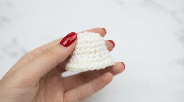 Crochet Christmas Bell Keychain, Ornament 5