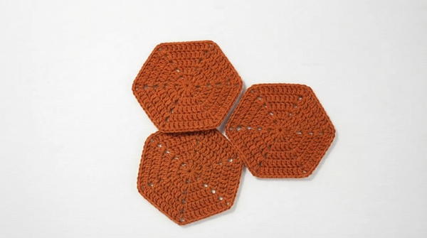 Crochet Coaster Invisible Column Hexagon Motif (2)