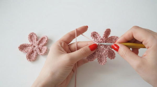 Crochet Simple Flower for Beginners Crochet by Dodo 4