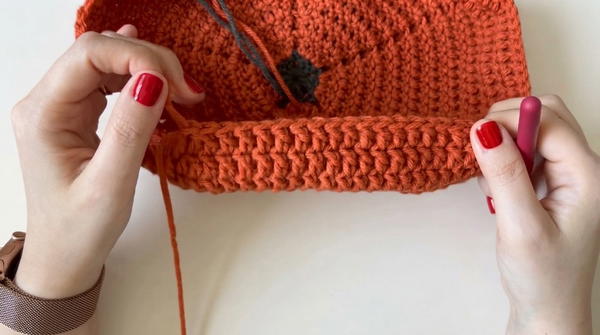 Easy Crochet Pumpkin Beret Hat Tutorial Beginner Friendly How To Crochet A Pumpkin Hat 5