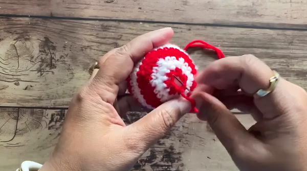 How to Crochet Ball Ornament Christmas Tree Decoration Tutorial 6