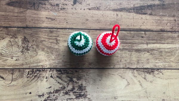 How to Crochet Ball Ornament Christmas Tree Decoration Tutorial 7
