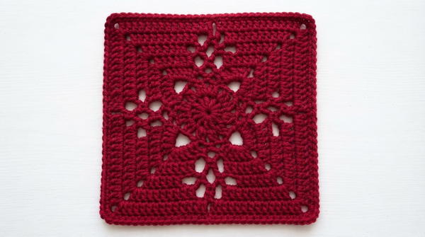 How to crochet the Victorian lattice square 2