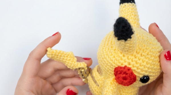 Pikachu Amigurumi Crochet Tutorial 9