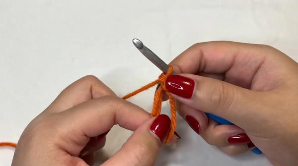 Pumpkin treat bag crochet tutorial 3