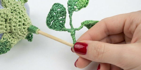 Red Rose Crochet Tutorial 10