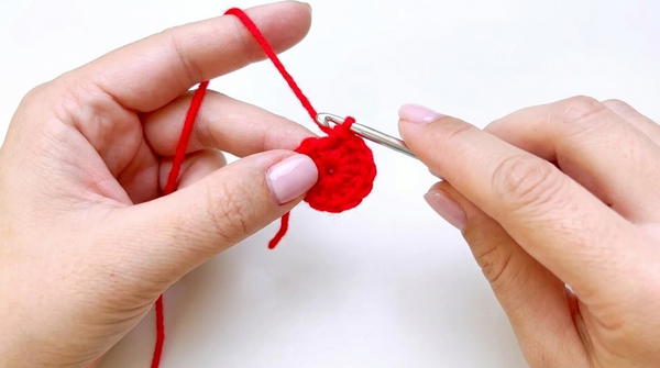 how to make a strawberry keychain for beginners 3