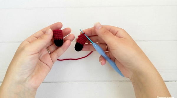 Crochet soldier crochet squid game soldier squid game (2)