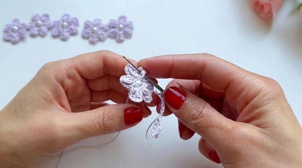 Flower Bracelet 🌸 Unique and Delicate Design 5
