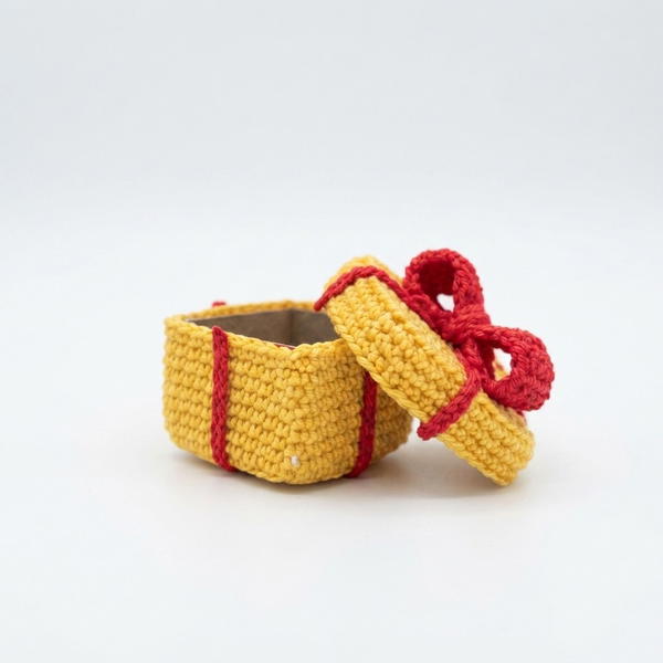 How To Crochet Gift Box 11