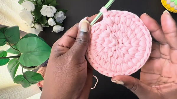 _How to Crochet the Marshmallow Basket Easy Home Decor Project (9)