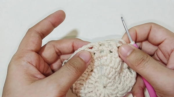 _How to Make a Crochet Phone Bag for Beginners (Easy & Fast!) 5