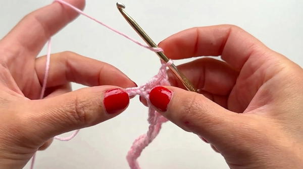 INCREDIBLE 3D BOW STITCH IDEAL FOR CREATING DETAILS ON YOUR CLOTHES 3