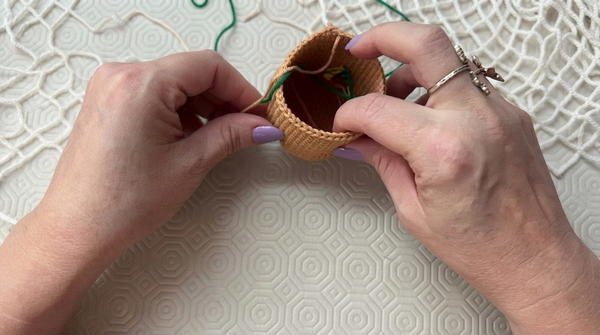 Woven flower pencil holder, final part of the planter 5