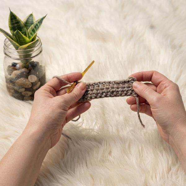 crochet from scratch double crochet (9)