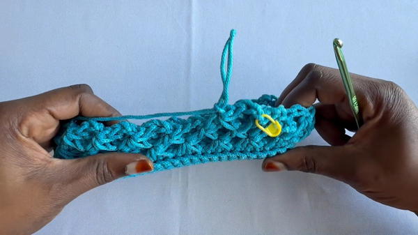 How To Crochet A Bag With Star Stitch (6)