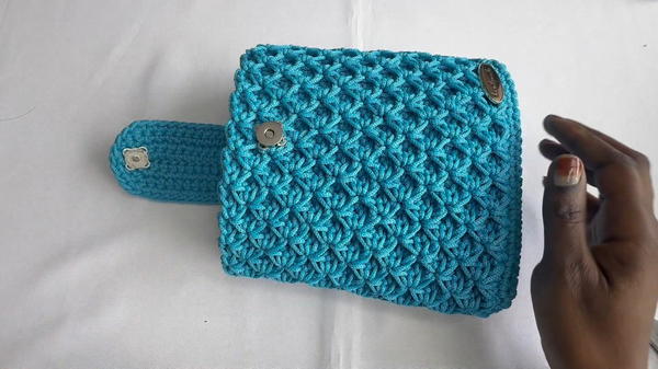 How To Crochet A Bag With Star Stitch (8)