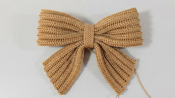 How To Crochet A Cute Bow Bag Using Parachute Cord 2