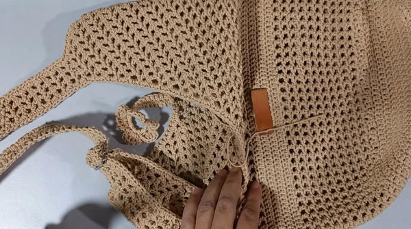 How To Crochet A Mesh Pattern Shoulder Bag 8