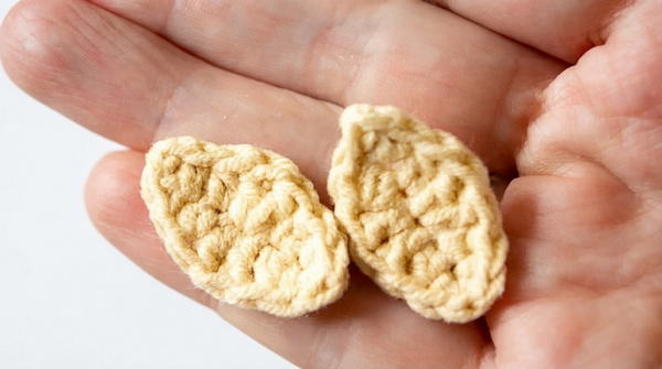 How To Crochet Champagne Bottle Cover 8